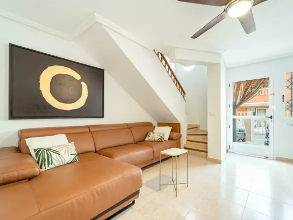 4-bedroom Duplex In Torrevieja, Spain (80 M²)