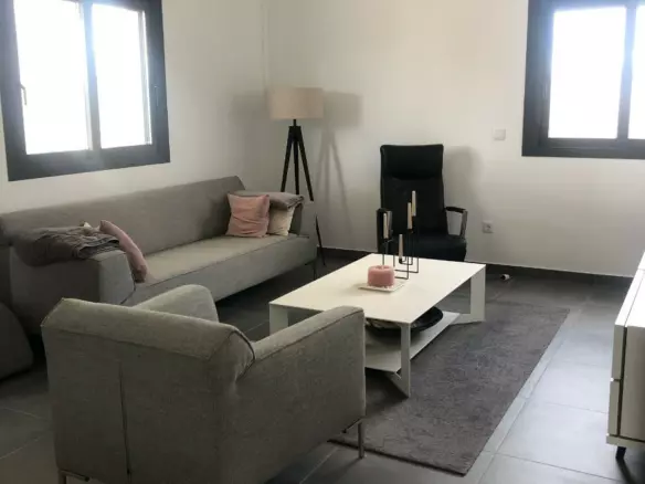 5-bedroom Villa In Pinoso, Spain (247 M²)