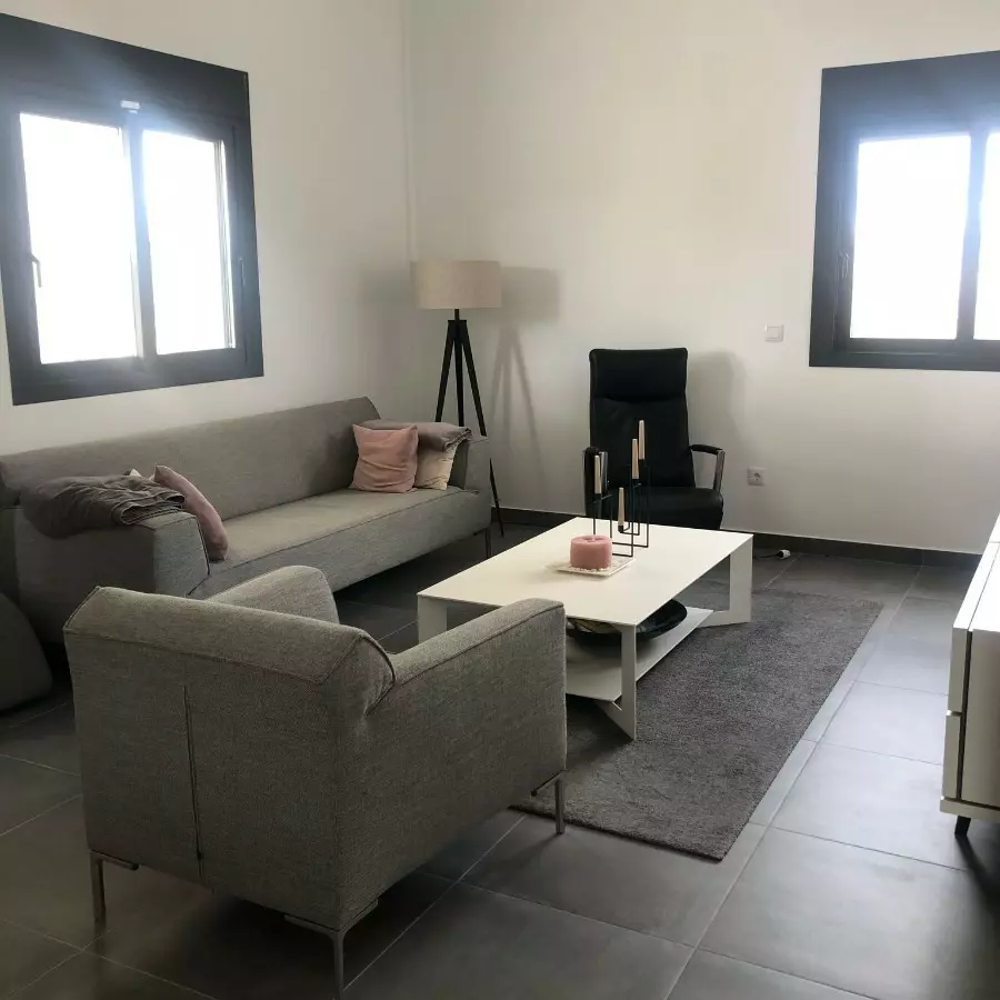 5-bedroom Villa In Pinoso, Spain (247 M²)