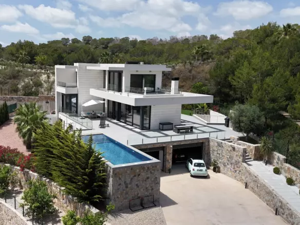 6-bedroom Villa In Orihuela, Spain (450 M²)