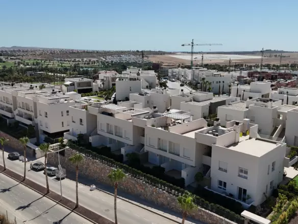 3-bedroom Apartment In Algorfa, Spain (90 M²)