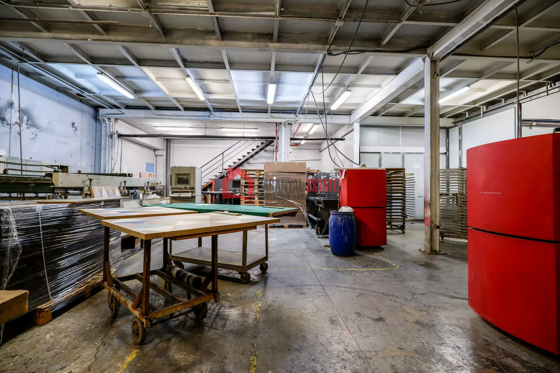 Industrial Building In Náquera (1.342 M²)