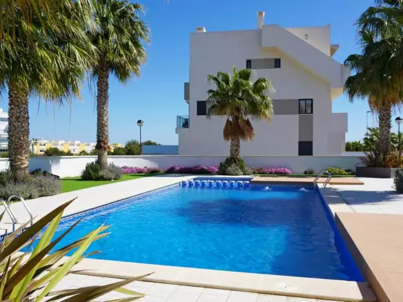 3-bedroom Penthouse In Orihuela Costa, Spain (96 M²)