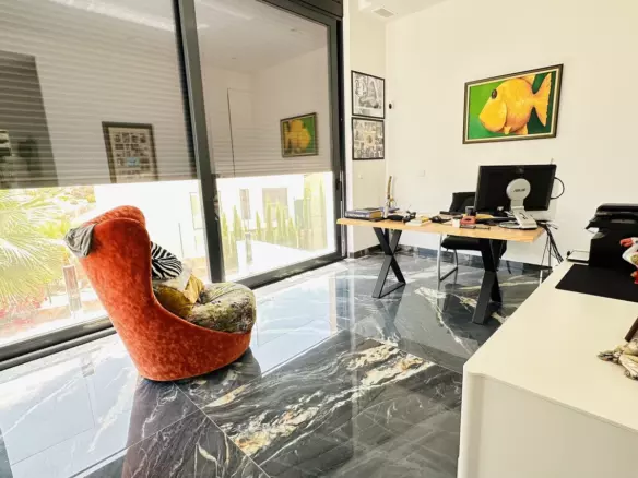 6-bedroom Villa In Orihuela, Spain (450 M²)