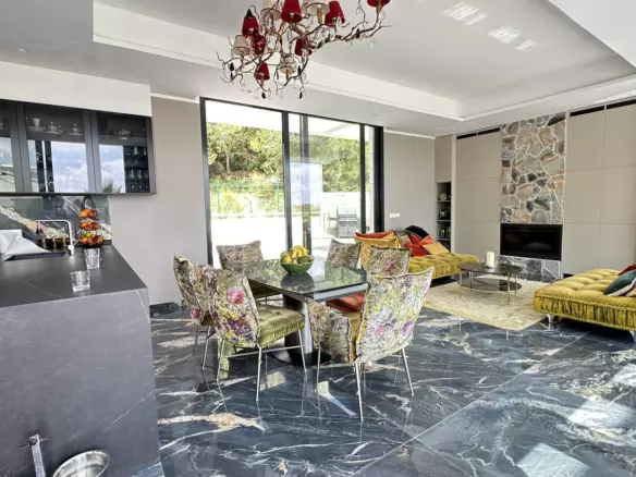 6-bedroom Villa In Orihuela, Spain (450 M²)
