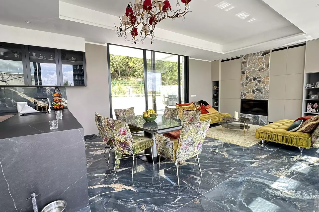 6-bedroom Villa In Orihuela, Spain (450 M²)