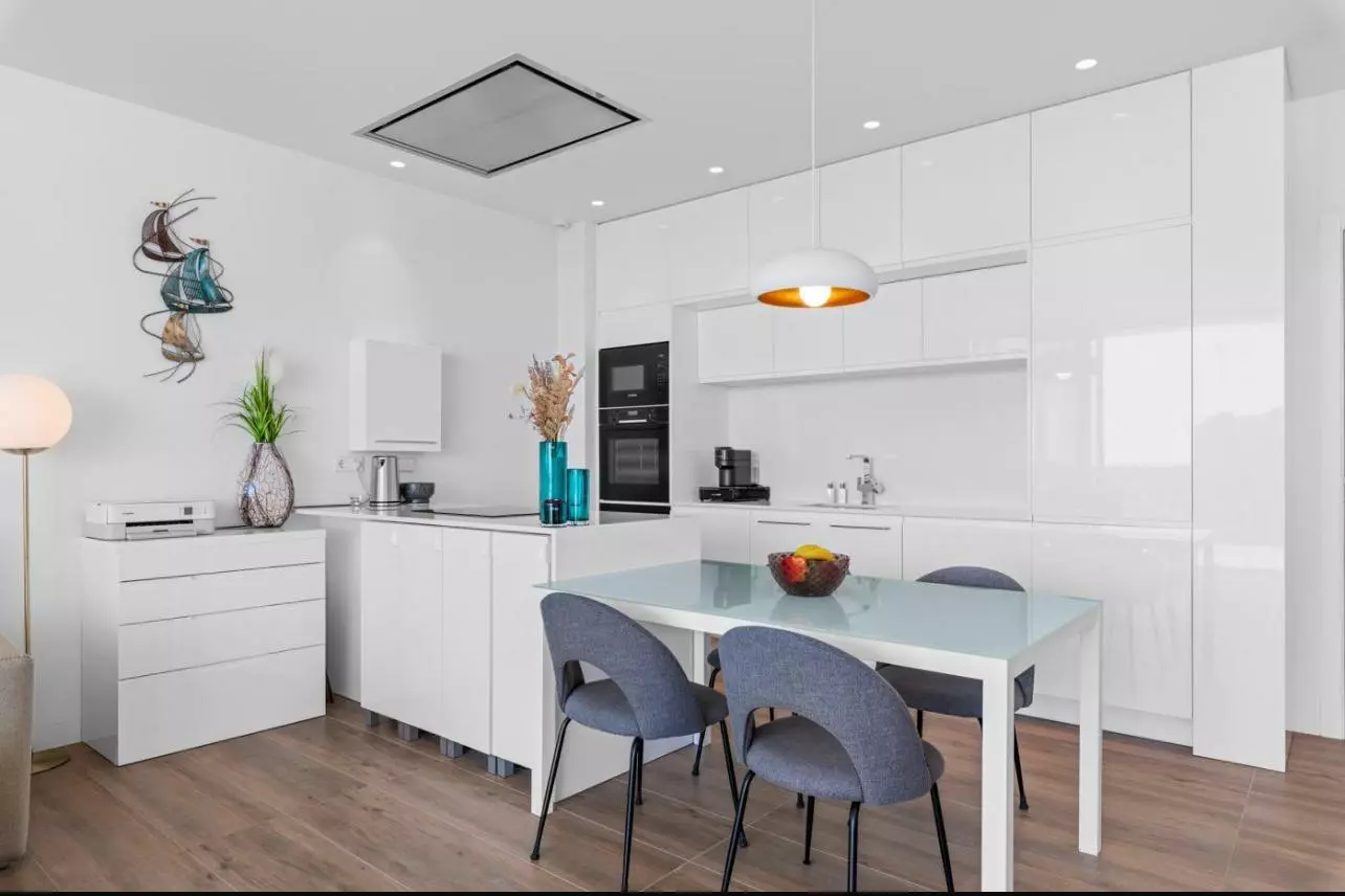 2-bedroom Apartment In Orihuela Costa, Spain (92 M²)