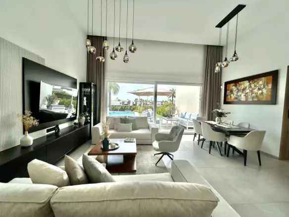 4-bedroom Villa In Algorfa, Spain (133 M²)