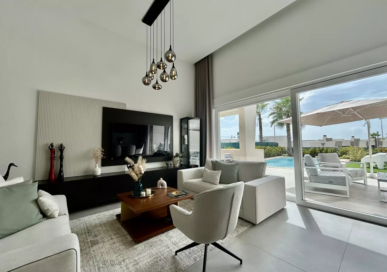 4-bedroom Villa In Algorfa, Spain (133 M²)