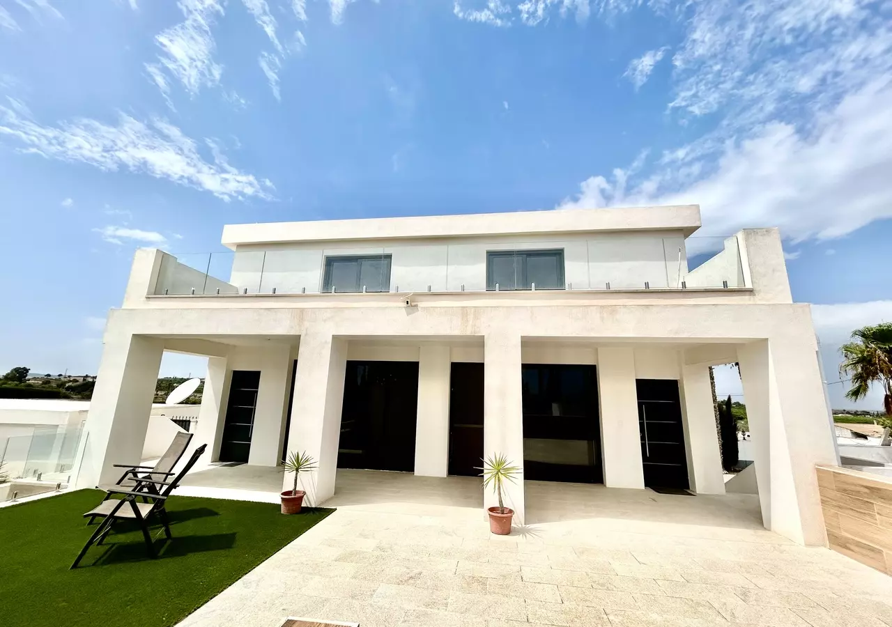 8-bedroom Villa In Los Montesinos, Spain (377 M²)