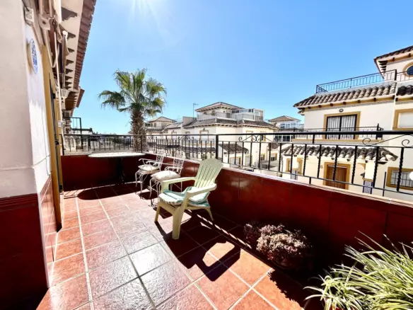 2-bedroom Apartment In Orihuela Costa, Spain (90 M²)