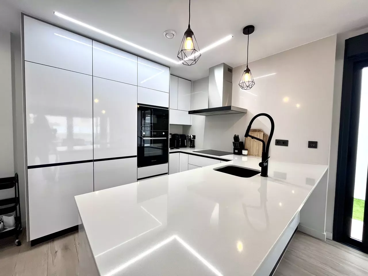 4-bedroom Villa In Orihuela Costa, Spain (190 M²)