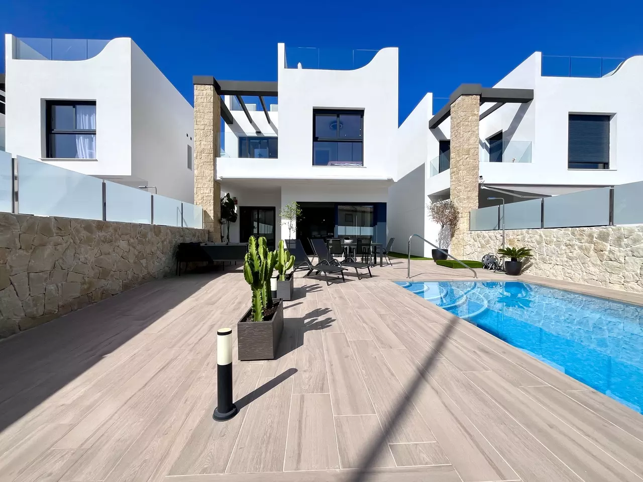 4-bedroom Villa In Orihuela Costa, Spain (190 M²)