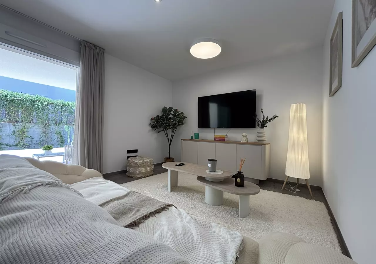 3-bedroom Apartment In Algorfa, Spain (90 M²)