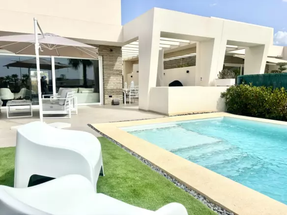4-bedroom Villa In Algorfa, Spain (133 M²)