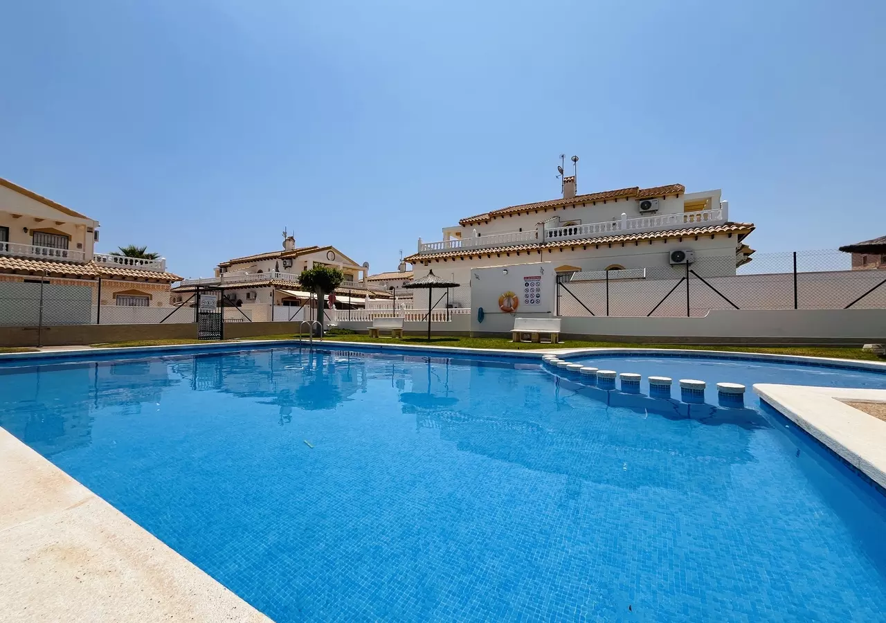 3-bedroom Town House In Orihuela Costa, Spain (104 M²)