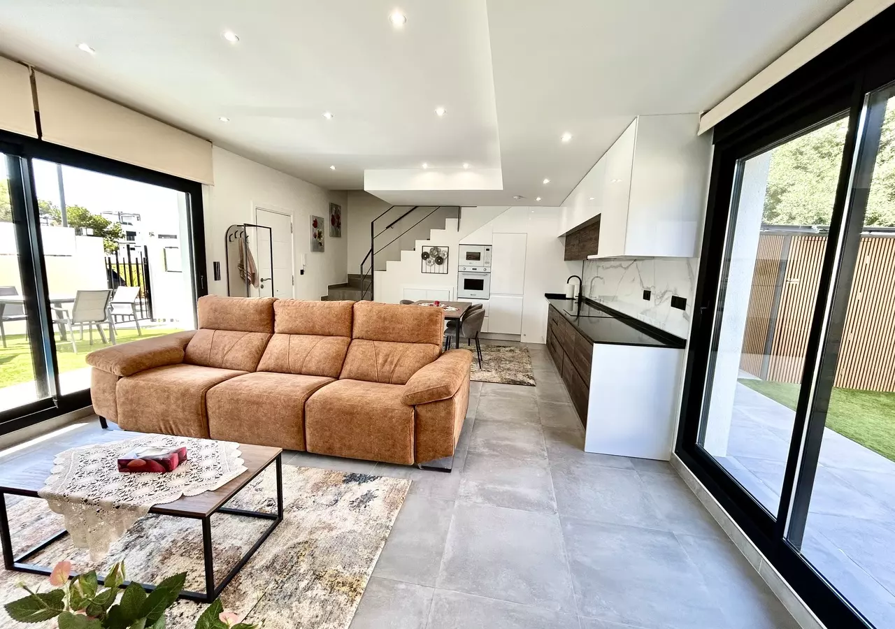 2-bedroom Villa In Villamartin, Spain (110 M²)