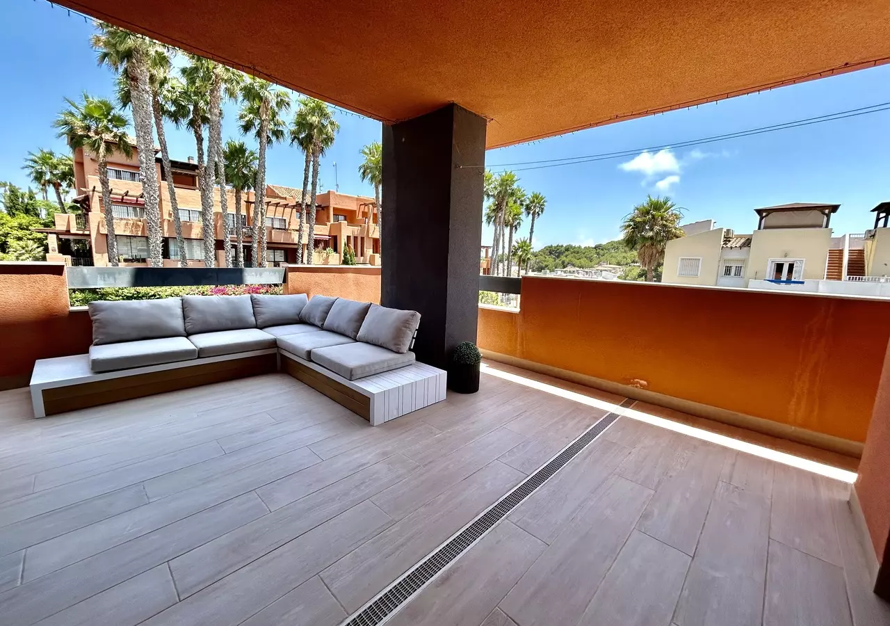 2-bedroom Apartment In Villamartin, Spain (91 M²)