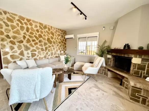 5-bedroom Villa In Orihuela Costa, Spain (238 M²)