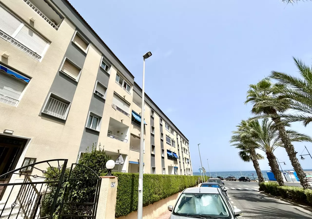 3-bedroom Apartment In Orihuela Costa, Spain (87 M²)