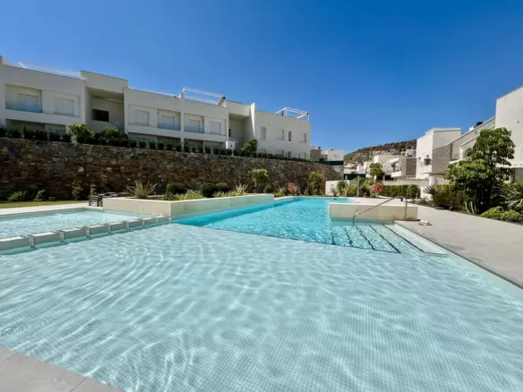 3-bedroom Apartment In Algorfa, Spain (90 M²)