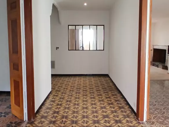 4-bedroom House In Magalas, France