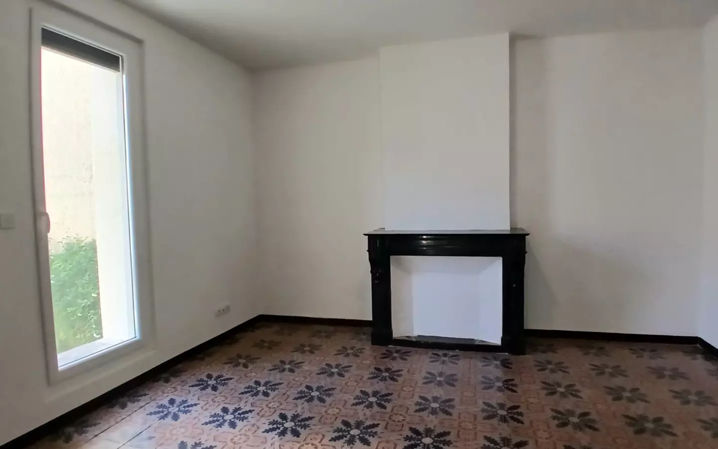 4-bedroom House In Magalas, France