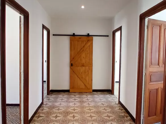 4-bedroom House In Magalas, France
