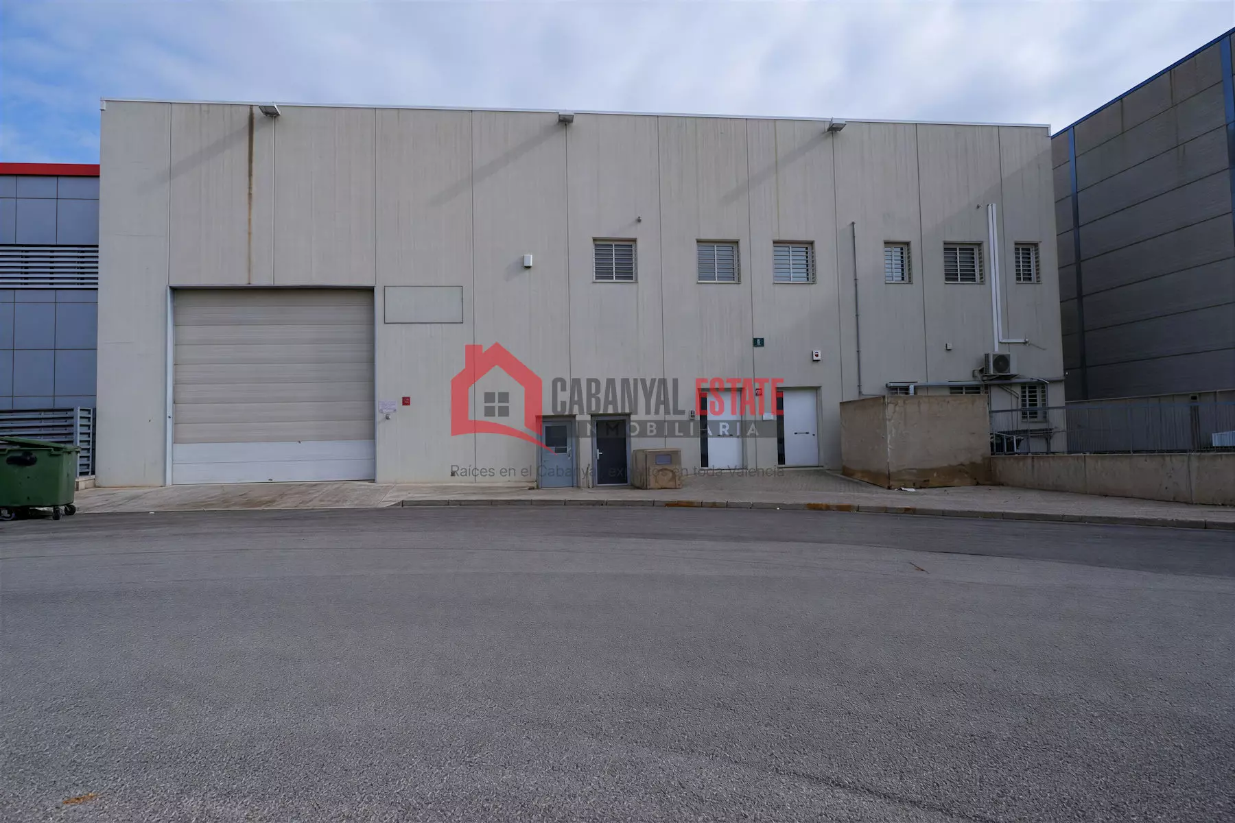 Industrial Building In Náquera (1.342 M²)