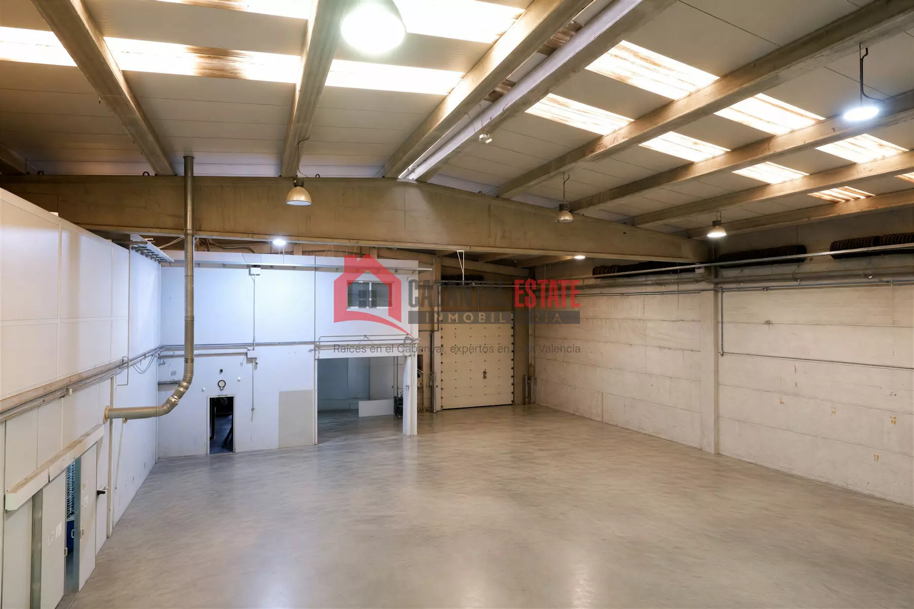 Industrial Building In Náquera (1.342 M²)