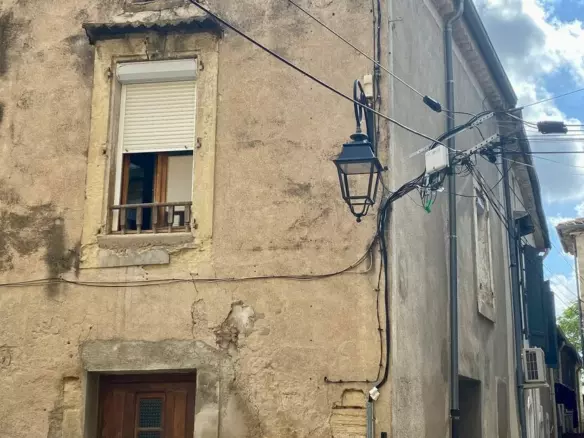 2-bedroom House In Pezenas, France (50 M²)