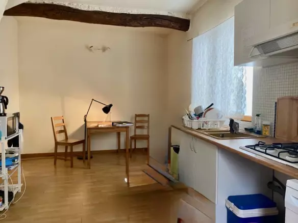 2-bedroom House In Pezenas, France (50 M²)