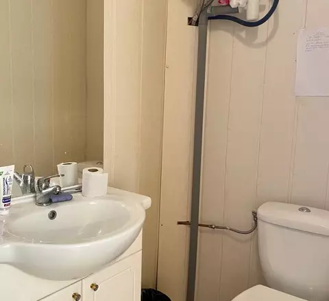 2-bedroom House In Pezenas, France (50 M²)