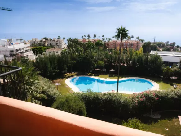 3-bedroom Apartment In Estepona, Spain (150 M²)