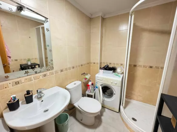 3-bedroom Apartment In Guardamar Del Segura, Spain (88 M²)