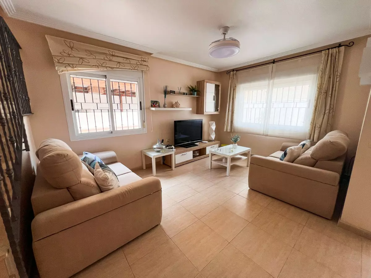 3-bedroom Town House In Pilar De La Horadada, Spain (107 M²)