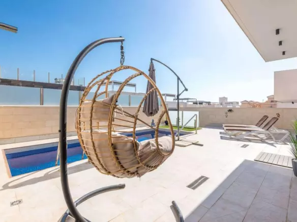 3-bedroom Villa In Orihuela, Spain (115 M²)