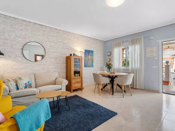 3-bedroom Town House In Rojales, Spain (102 M²)
