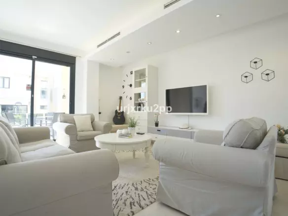 3-bedroom Town House In Orihuela, Spain (100 M²)
