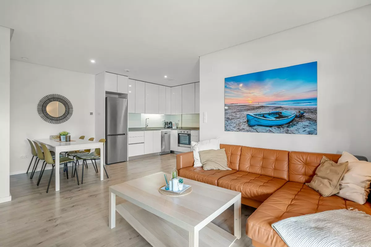 3-bedroom Apartment In Orihuela, Spain (71 M²)