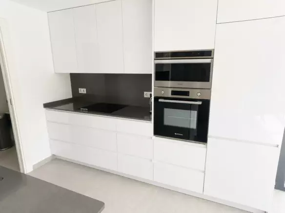 5-bedroom Villa In Algorfa, Spain (200 M²)