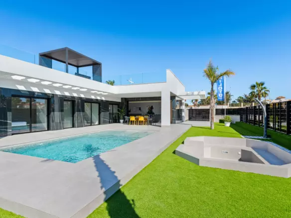 3-bedroom Villa In Algorfa, Spain (129 M²)