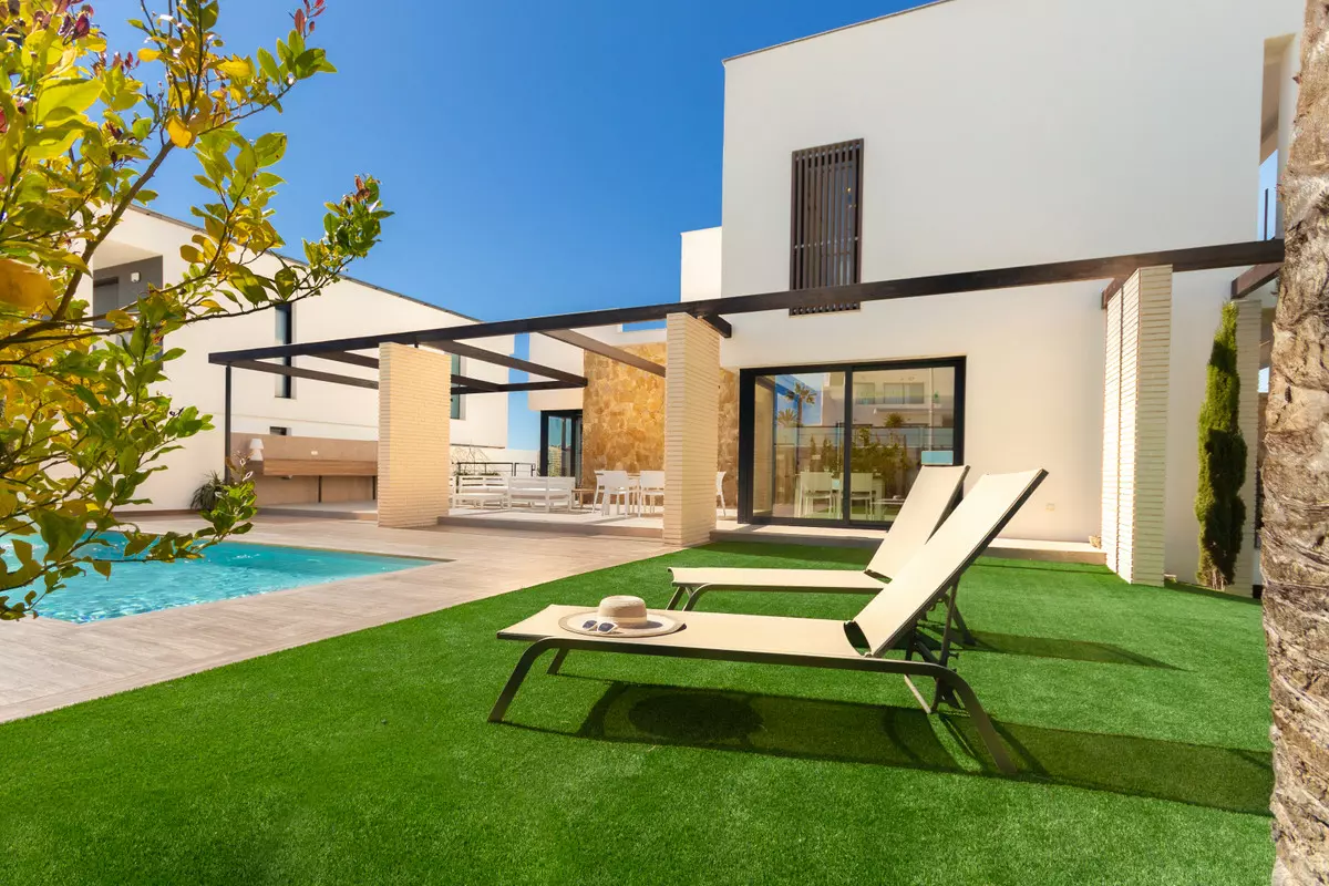 4-bedroom Villa In Orihuela, Spain (293 M²)
