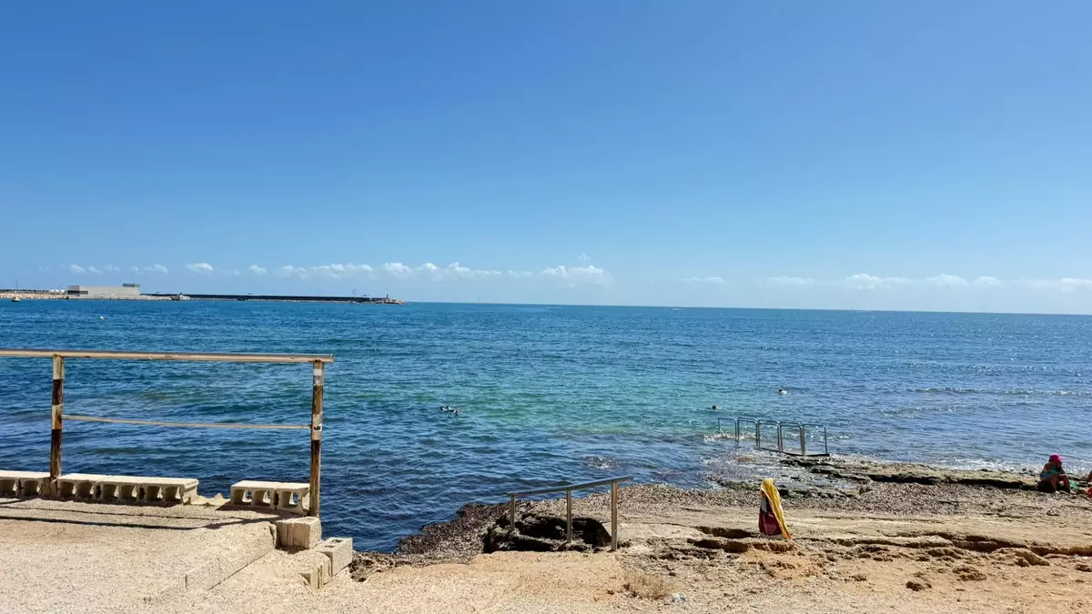 3-bedroom Apartment In Torrevieja, Spain (78 M²)