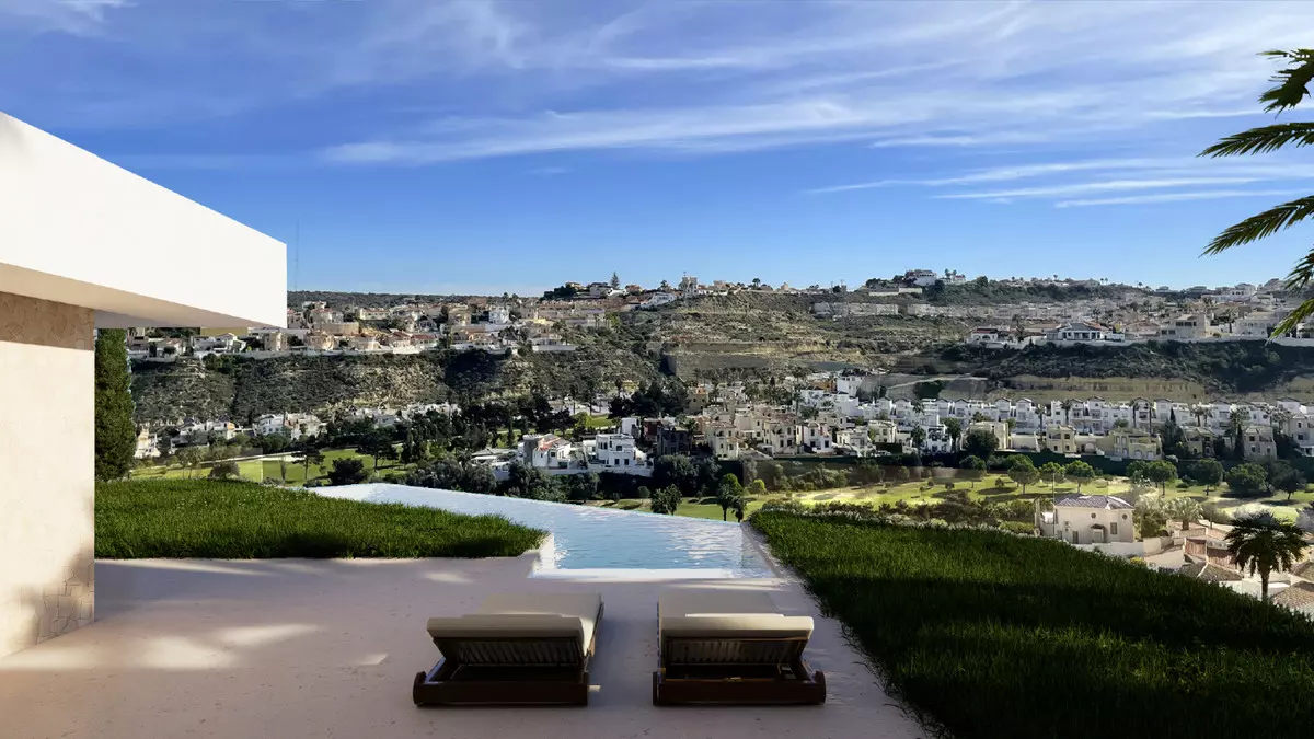 4-bedroom Villa In Rojales, Spain (187 M²)