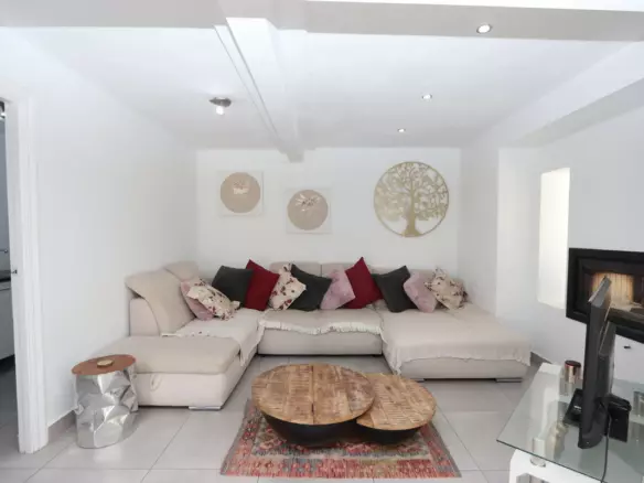 4-bedroom Villa In Orihuela, Spain (175 M²)