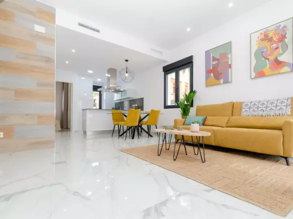 3-bedroom Villa In Torrevieja, Spain (106 M²)