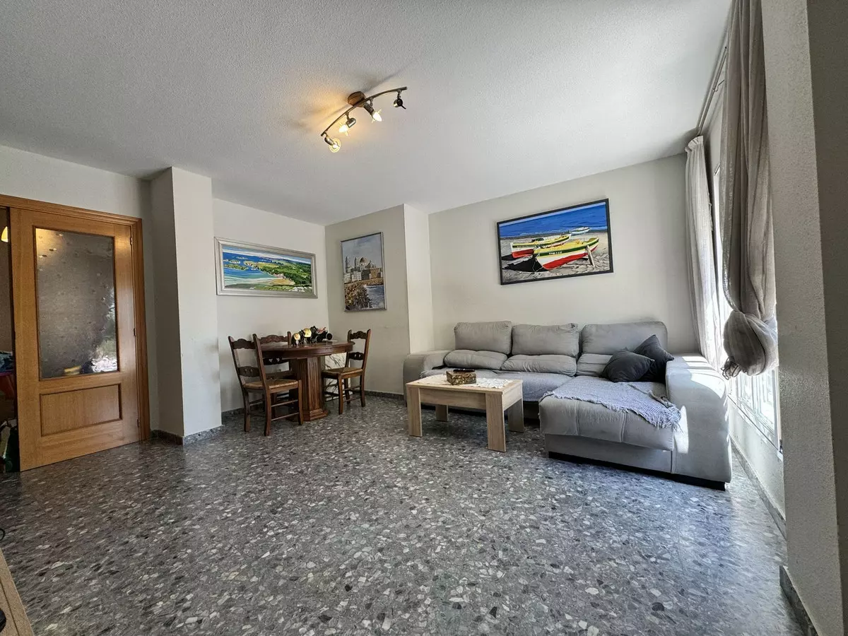 3-bedroom Apartment In Estepona, Spain (81 M²)