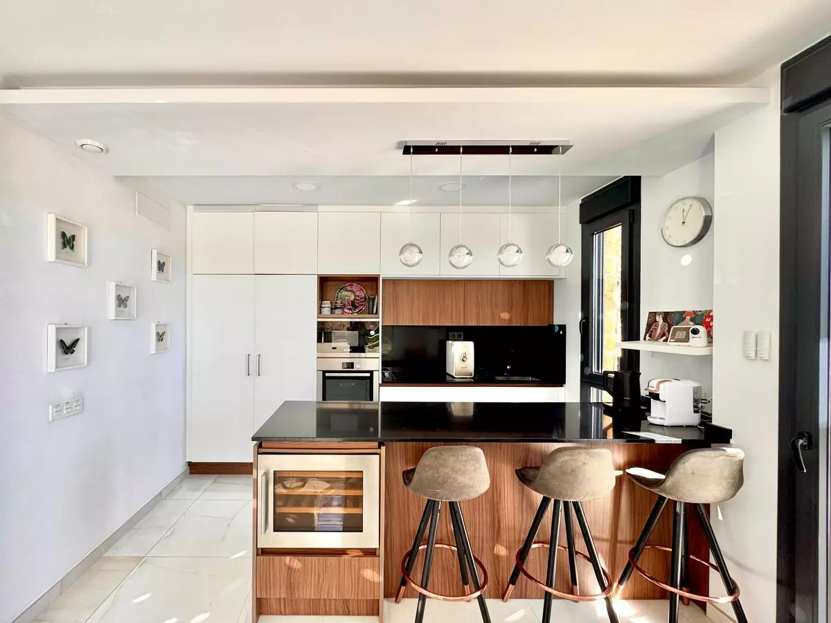 4-bedroom Villa In Orihuela, Spain (271 M²)