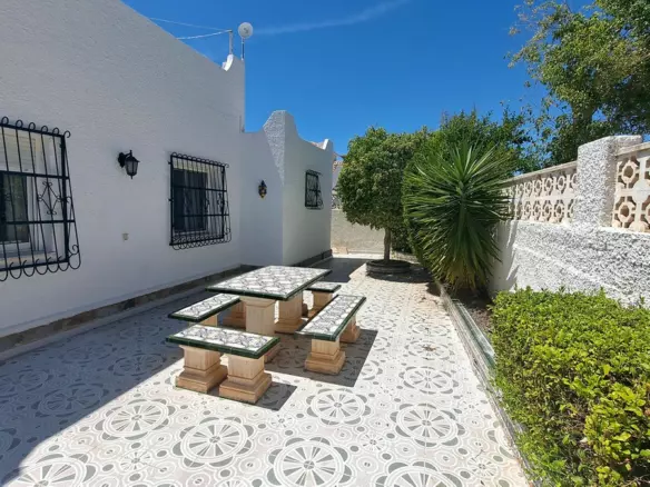 3-bedroom Villa In Orihuela, Spain (173 M²)